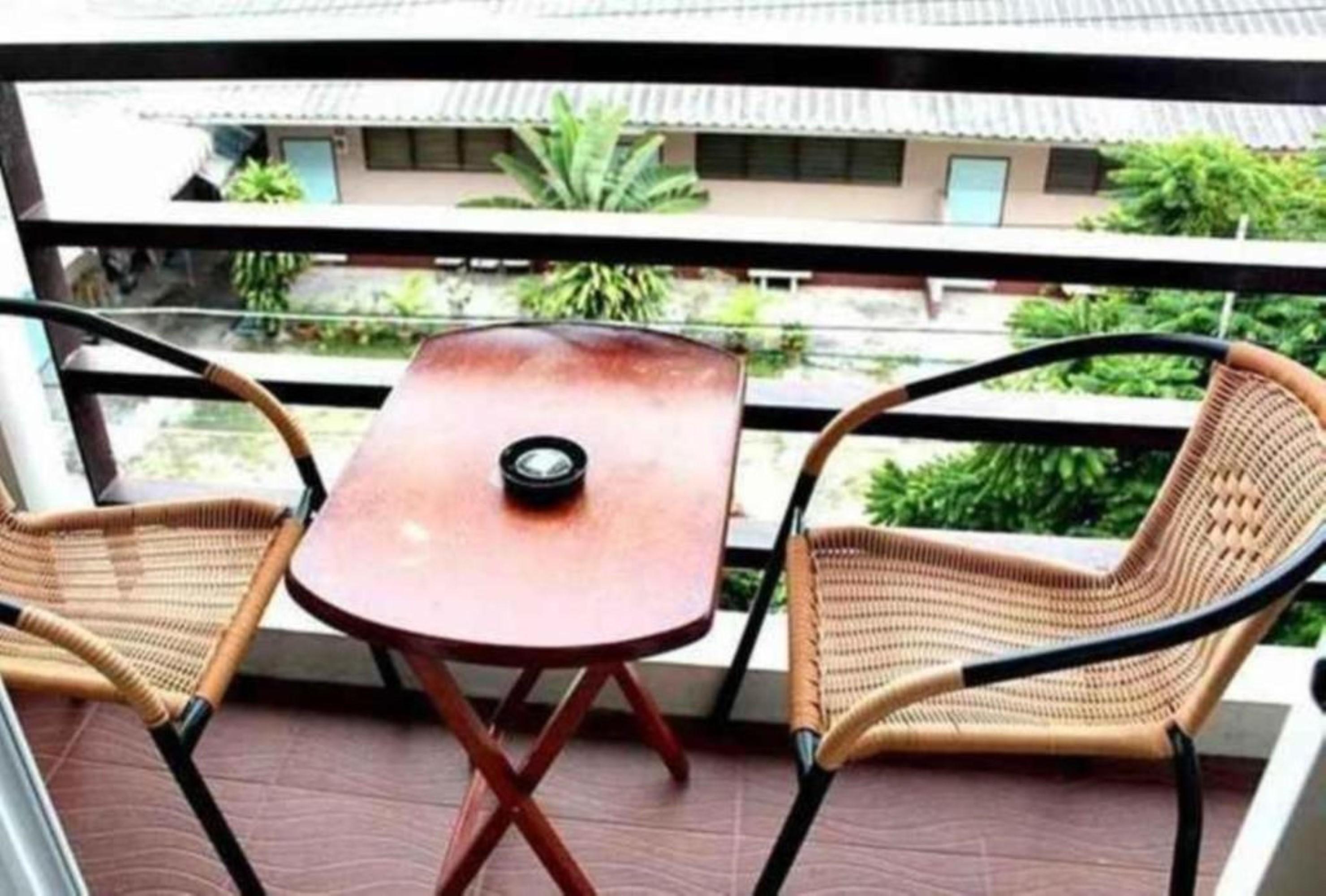 The Day Hotel Τσον Μπουρί Εξωτερικό φωτογραφία