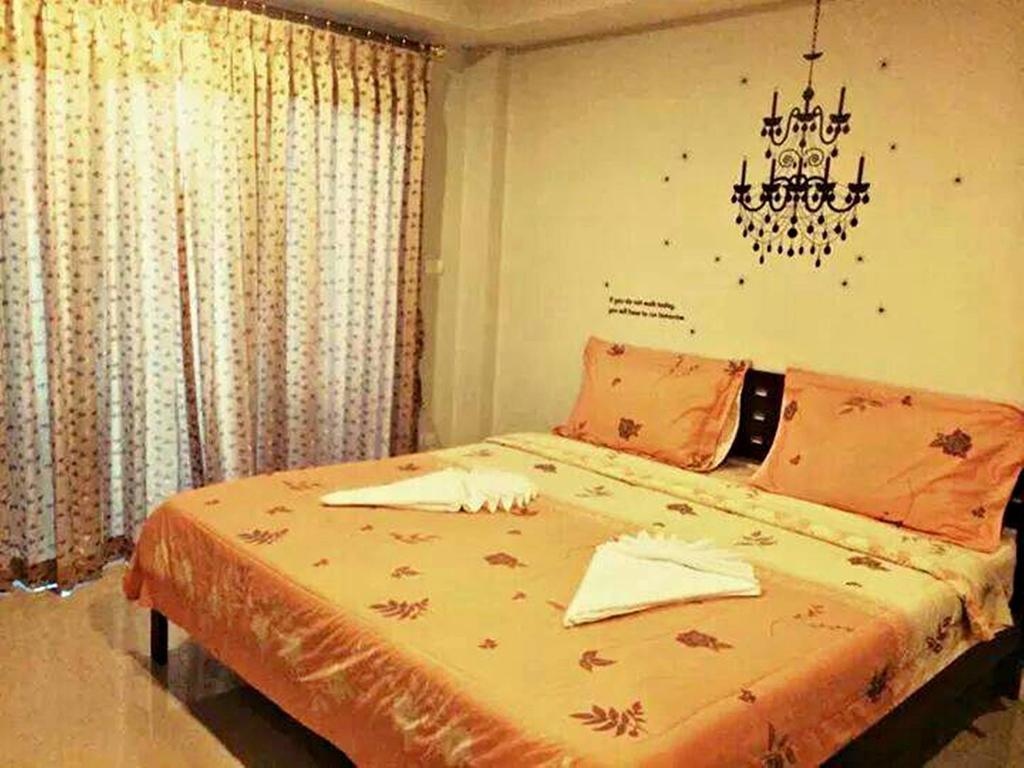 The Day Hotel Τσον Μπουρί Δωμάτιο φωτογραφία