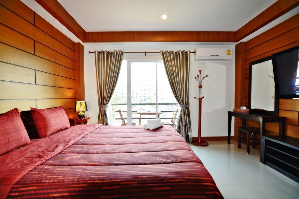 The Day Hotel Τσον Μπουρί Εξωτερικό φωτογραφία