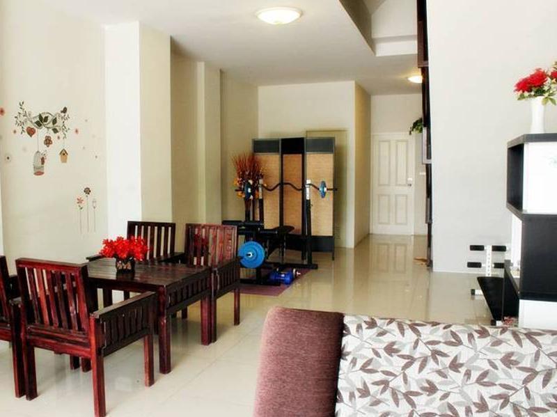The Day Hotel Τσον Μπουρί Εξωτερικό φωτογραφία