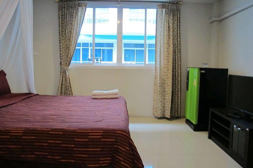 The Day Hotel Τσον Μπουρί Εξωτερικό φωτογραφία